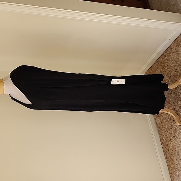 New! Lauren Ralph Lauren SZ 1X black V neck dress. - Picture 3 of 9